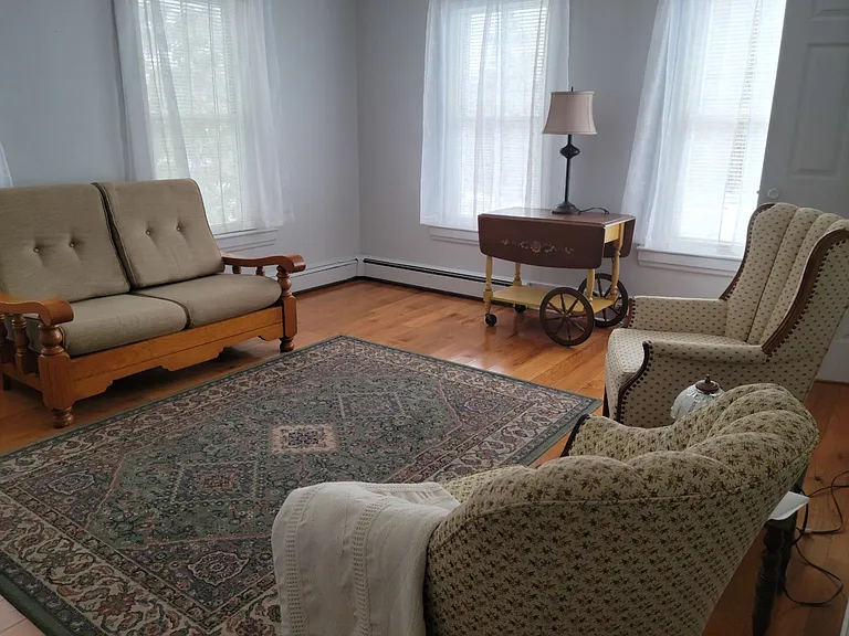 262 Center St — Photo 2