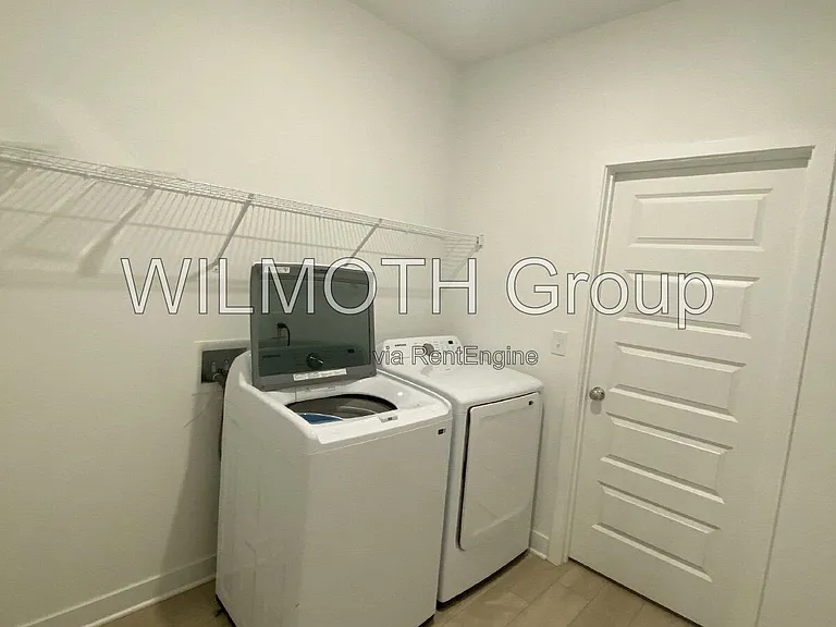 5102 Astor Way — Photo 18