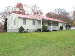 12756 Seneca Trl, Buckeye, WV 24924