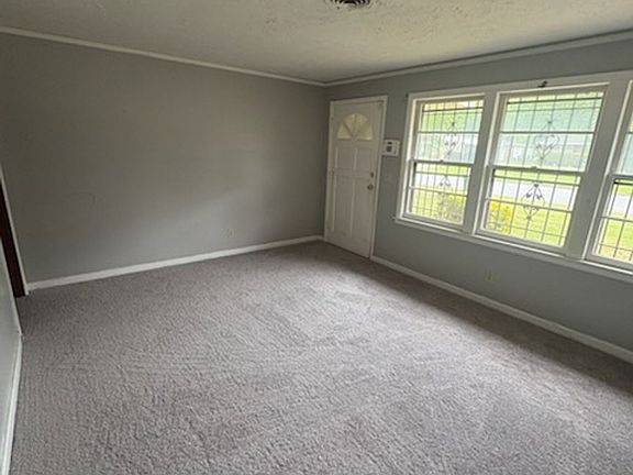 4th image of 2611 Rice St