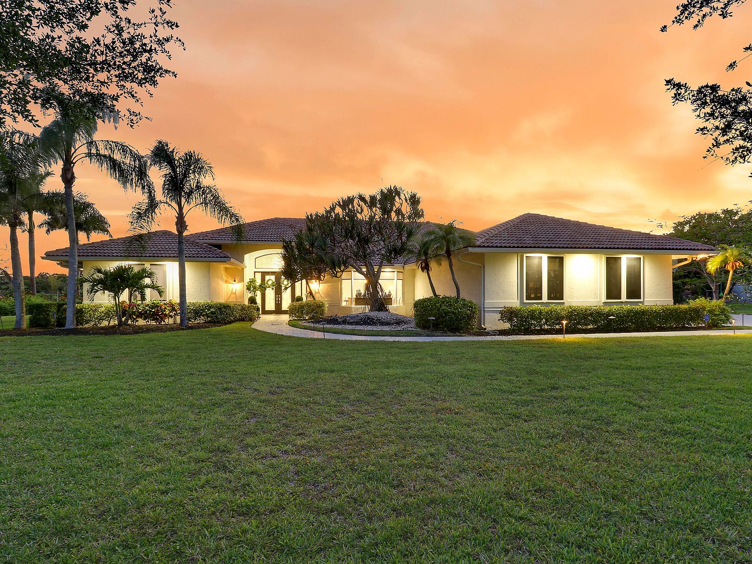 サンプルです 8667 Steeplechase Drive, Palm Beach Gardens, FL 33418 | MLS