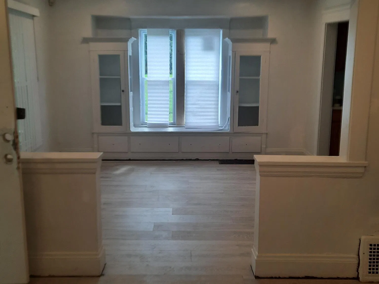 3 bed, 1.5 bath, 1166 sqft, $1,250 — Photo 4
