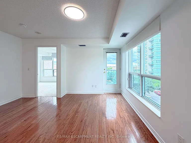 2545 Erin Centre Blvd #509 — Photo 14