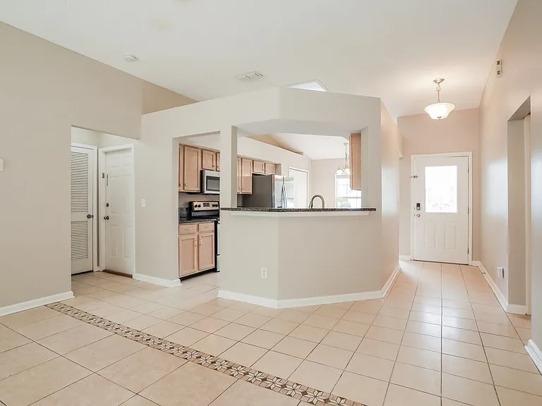 7835 Longhorn Cir E — Photo 6