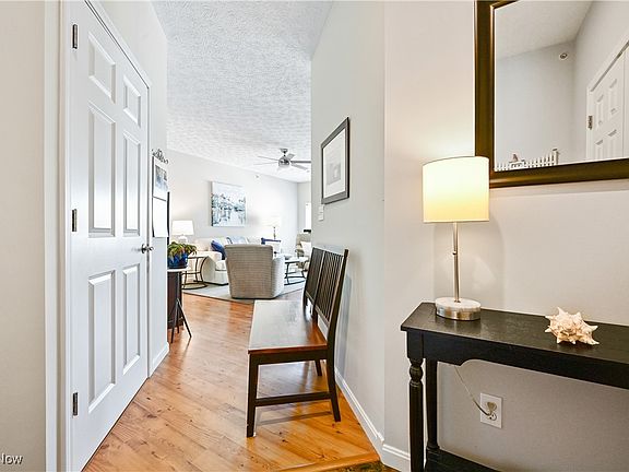4th image of 612 Aqua Marine Blvd