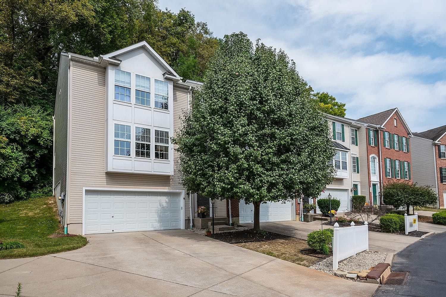 7218 Mariemont Cres, Cincinnati, OH 45227 Zillow