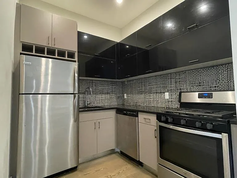532 E 142nd St #1B — Photo 1