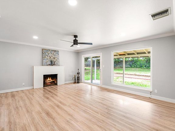 3rd image of 2611 Del Rey Ct