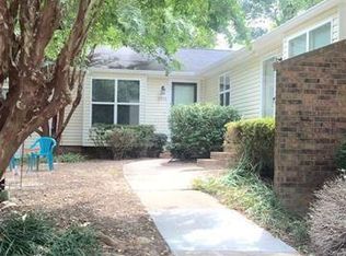 5915 Westcreek Pl, Raleigh, NC 27606