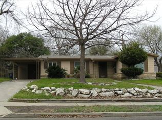 407 E Glenview Dr, San Antonio, TX 78201