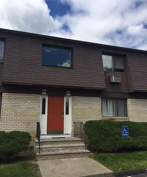 Second floor unit