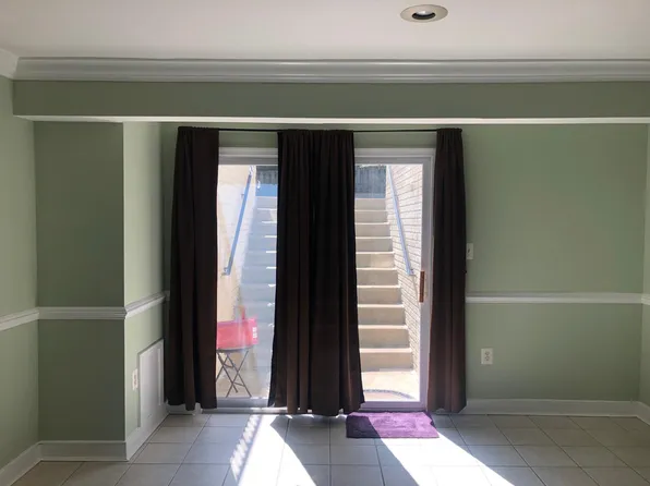 5073 Kapp Ln, Woodbridge, VA 22193