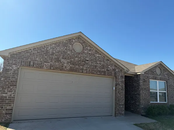 1902 Carnley St, Stillwater, OK 74075