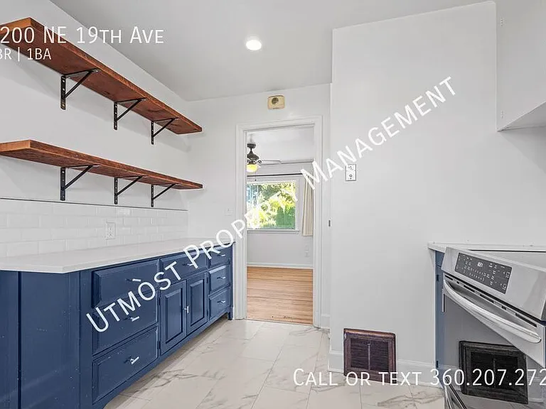5200 NE 19th Ave — Photo 3