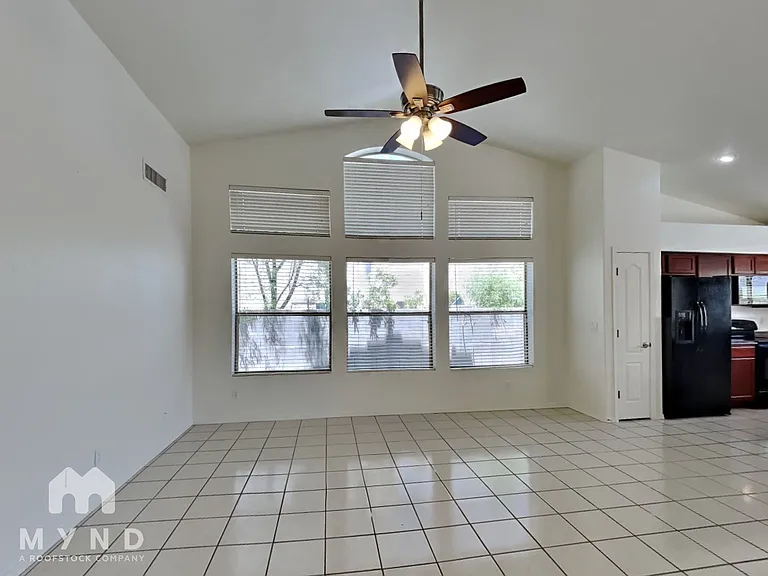 137 S Nightfall Ave — Photo 12