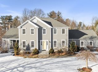 26 Chicory Rd, Westford, MA 01886