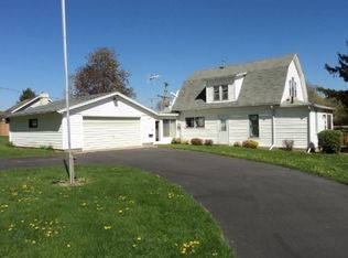 950 W Side Dr, Richland Center, WI 53581