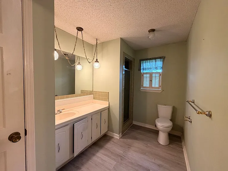 319 Tanglewood Dr — Photo 14