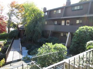 149 Knapps Hwy, Fairfield, CT 06825
