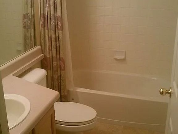 3rd image of 150 S 800 E APT G3