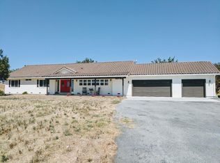 845 Heatherwood Estates Dr, Hollister, CA 95023