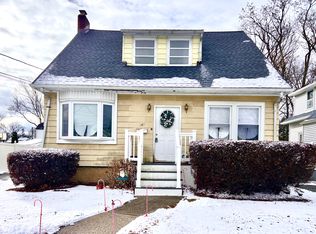 101 Catalpa Ave, Hackensack, NJ 07601