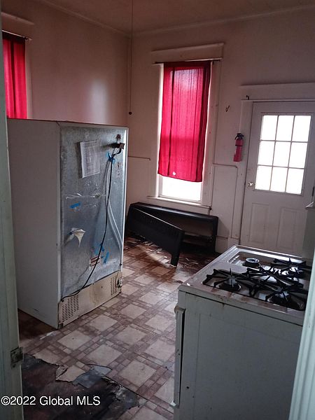 4th image of 379 Orange Street