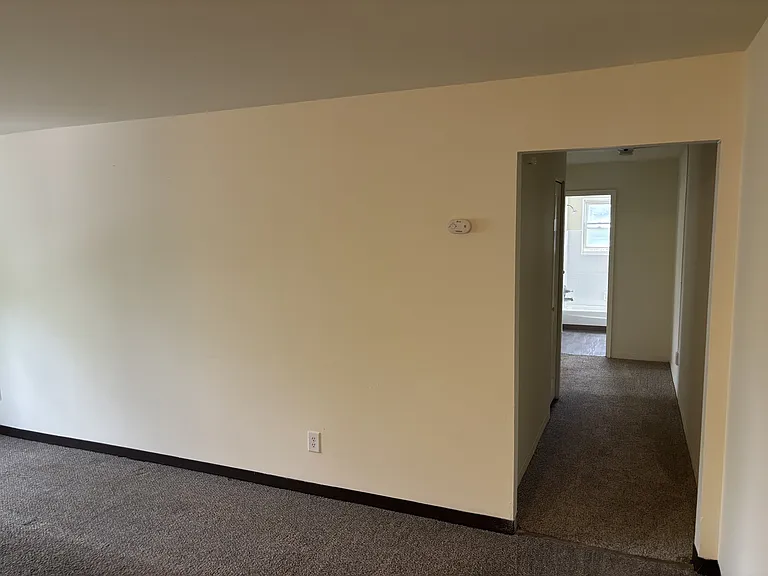 2680 Woodward Ave SW — Photo 20