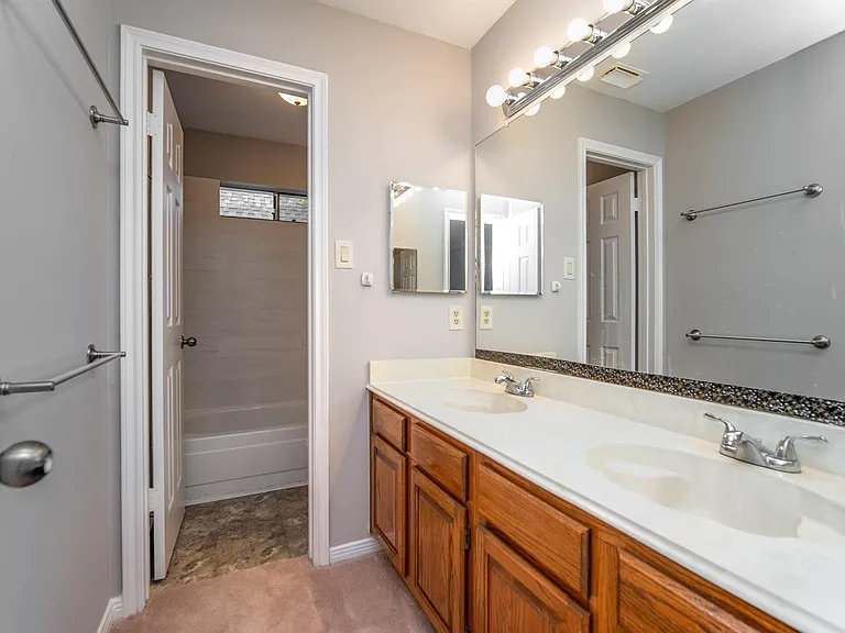 2710 Double Lake Dr — Photo 41
