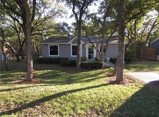 1107 Maple Dr, Bartonville, TX 76226