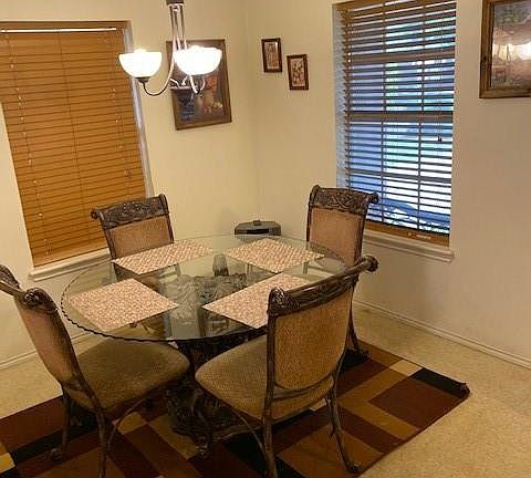 4th image of 433 Cripple Creek Cir