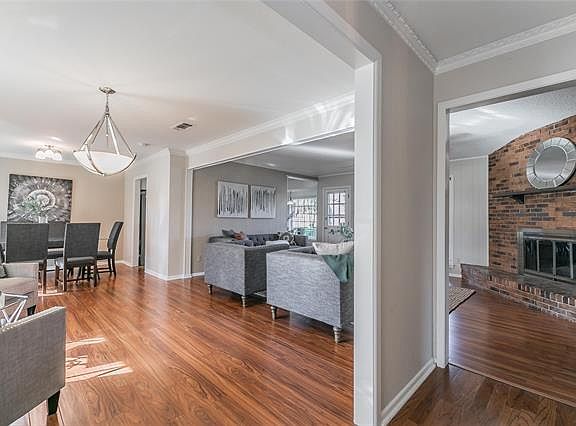 5th image of 3820 Glenmont Dr