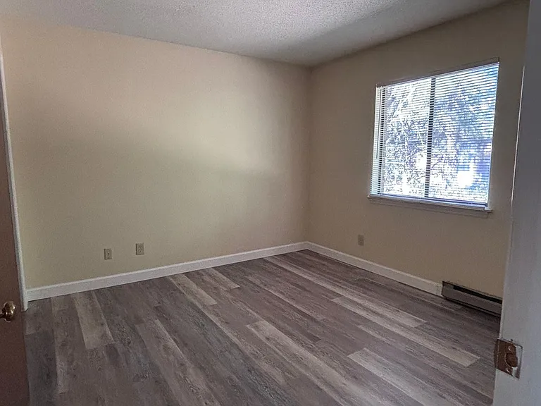 3016 Sherrill Avenue — Photo 7