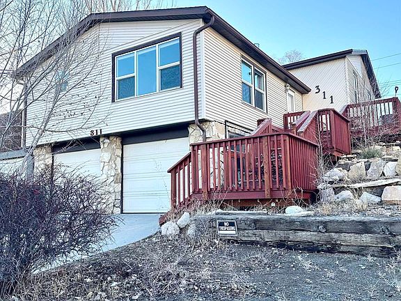 2nd image of 311 Hillcrest Way