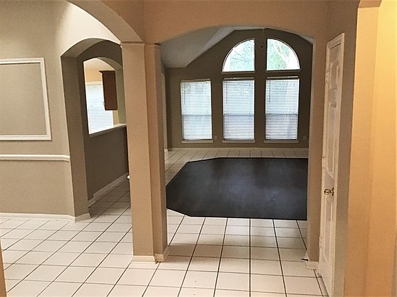 3rd image of 18106 Stillwater Place Dr