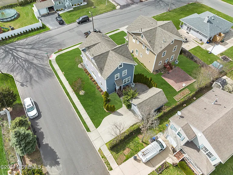 269 Hearn Ave — Photo 6