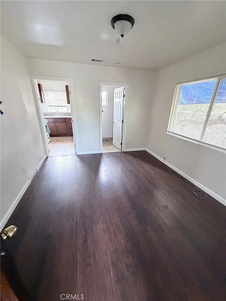 1 bed, 450 sqft, $1,850 — Photo 3