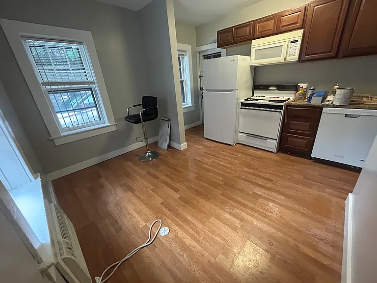 2254 Bryn Mawr Ave #3 — Photo 21