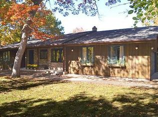 9 N Oaks Rd, Saint paul, MN 55127