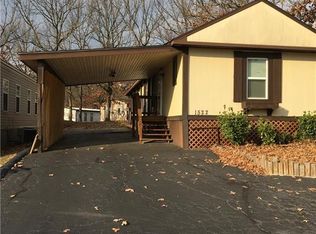 1522 Carriage Way, Van Buren, AR 72956