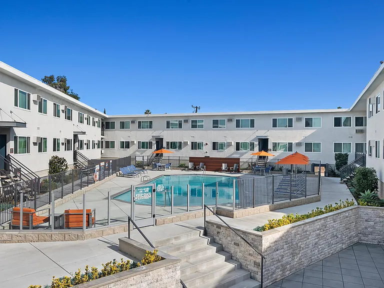 Mission Pointe Apartment Homes — Photo 7