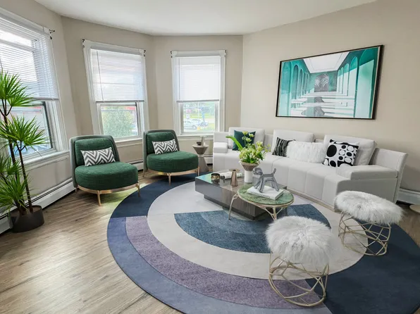 10 Saint Mary St Floor 2, West Warwick, RI 02893