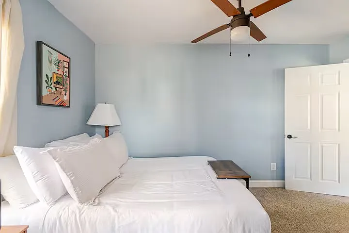 2 bed, 1036 sqft, $3,400 — Photo 4