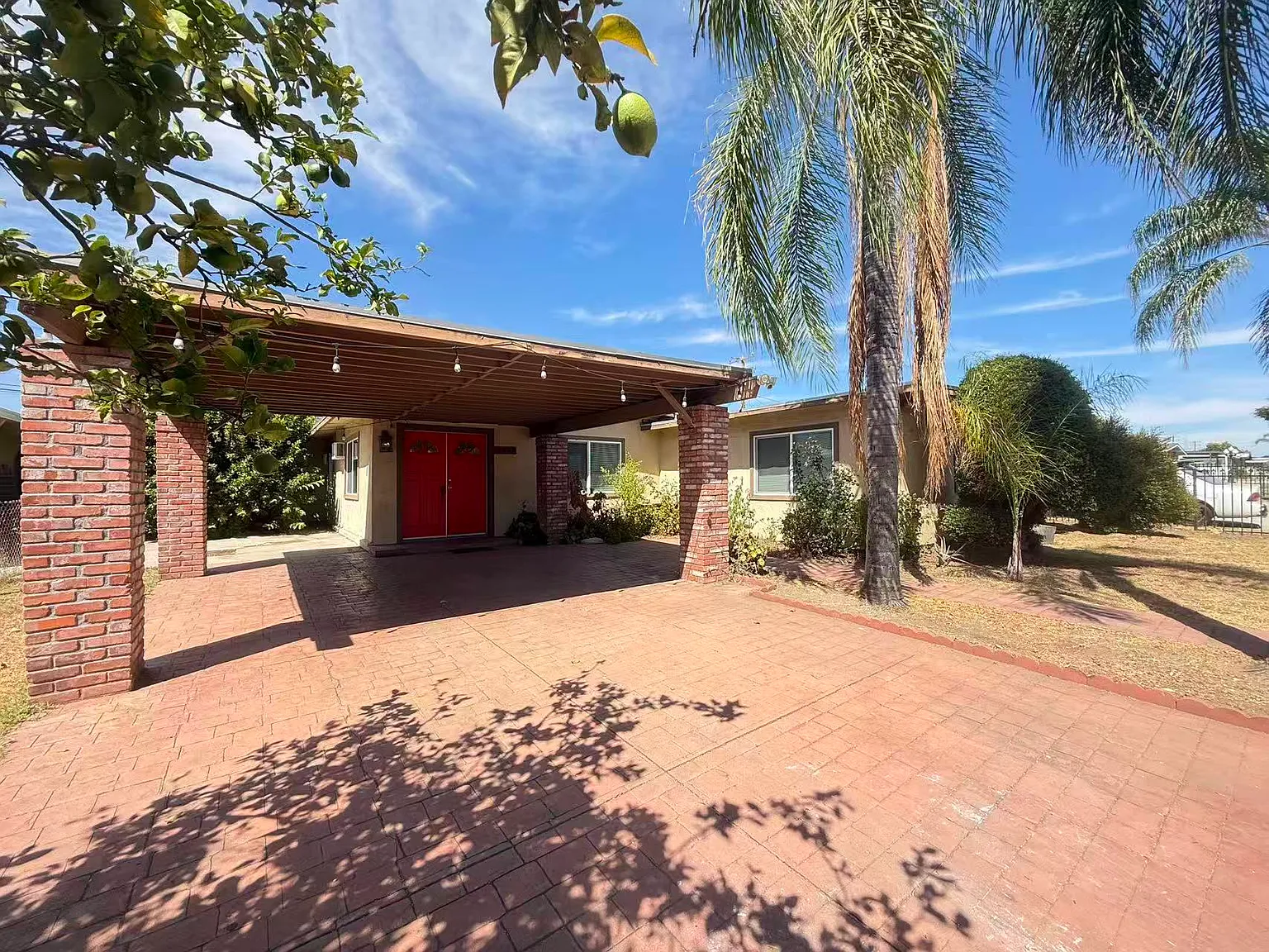 4 bed, 1634 sqft, $3,000 — Photo 2