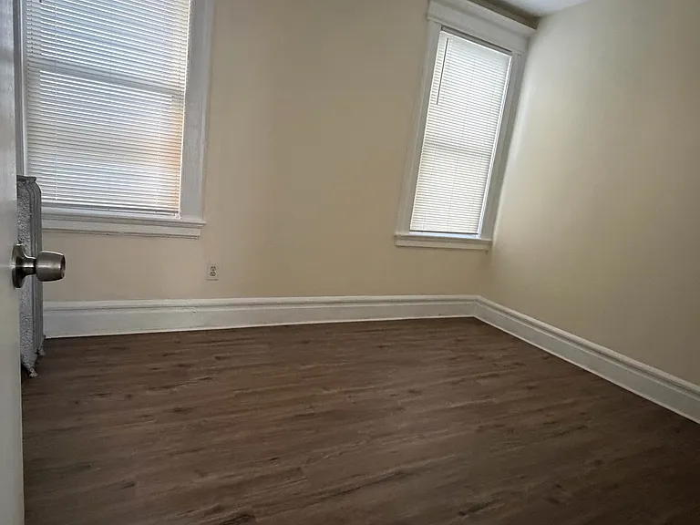 60 Vermont Ave #2 — Photo 10
