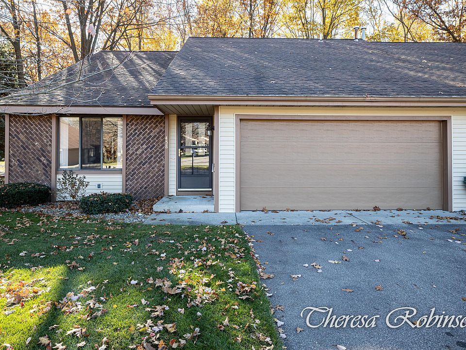 1st image of 458 Cherry Ln #100