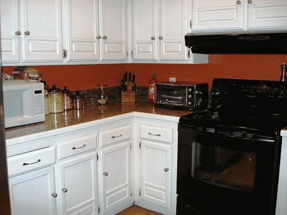 4th image of 10320 Glascow Dr