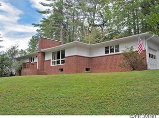 6 Ellenwood Dr, Asheville, NC 28804