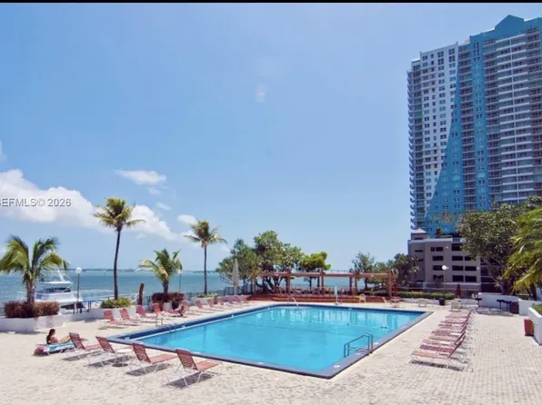 999 Brickell Bay Dr APT 209, Miami, FL 33131