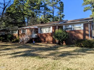 700 W Carver St, Durham, NC 27704